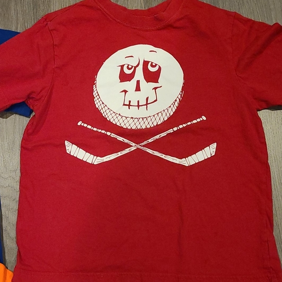 4 Sports Shirts 🏀 ⚾️ 🏒 🏈 Size 5/6 - Picture 5 of 6